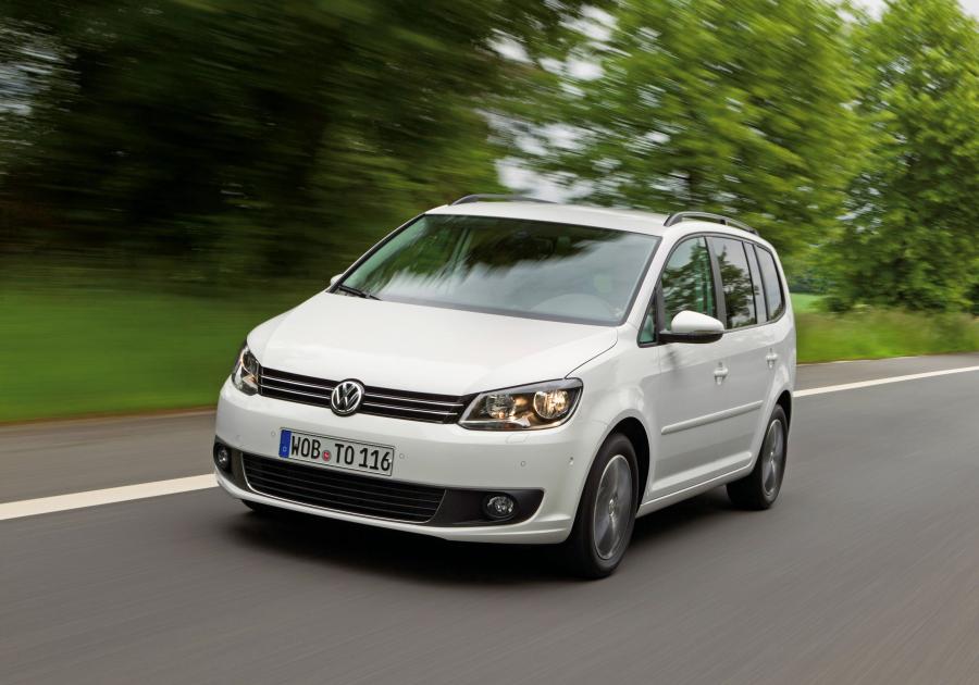  Volkswagen Touran 2010 года  (фото 34 из 46)